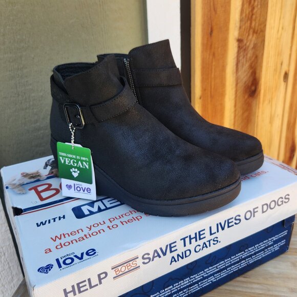 NIB - Skechers Vegan Wedge Booties - Picture 2 of 6